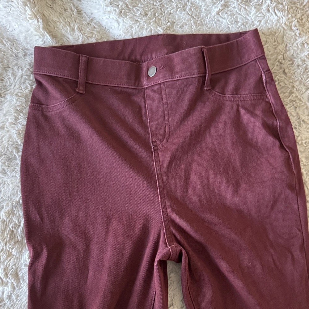 Time and Tru Women's Straight Leg Jeans - Mauve
